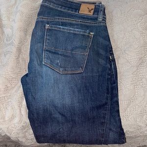 Woman’s Size 8 American Eagle Jeans